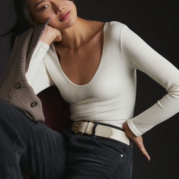 Anthropologie Tops - NWT Anthropologie Bree Seamless Long Sleeve Bodysuit Cream/White